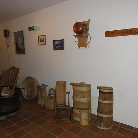 Alte Post אורחן